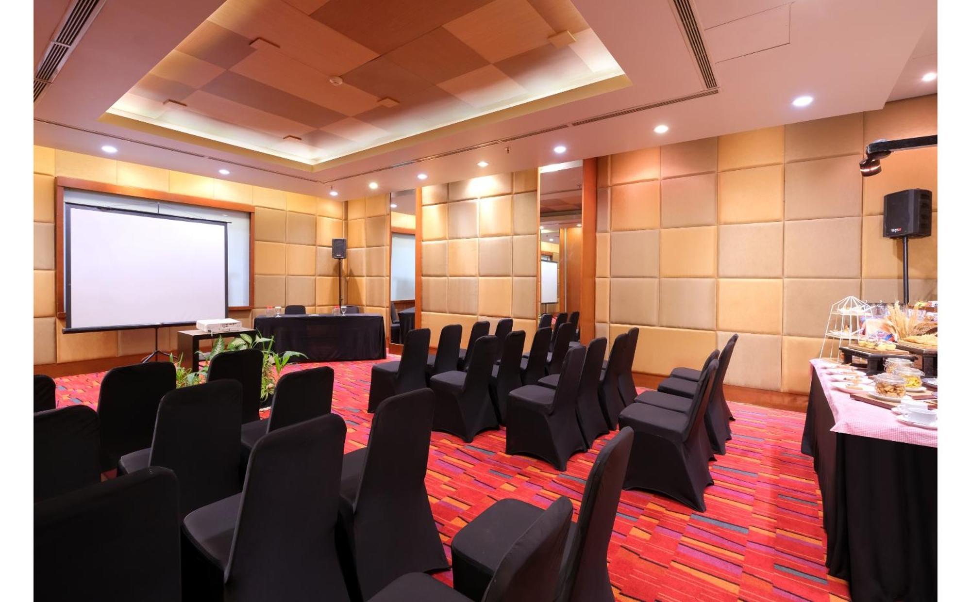 Quest Hotel Simpang Lima - Semarang By Aston Exterior foto