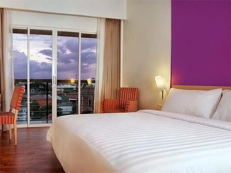 Quest Hotel Simpang Lima - Semarang By Aston Zimmer foto